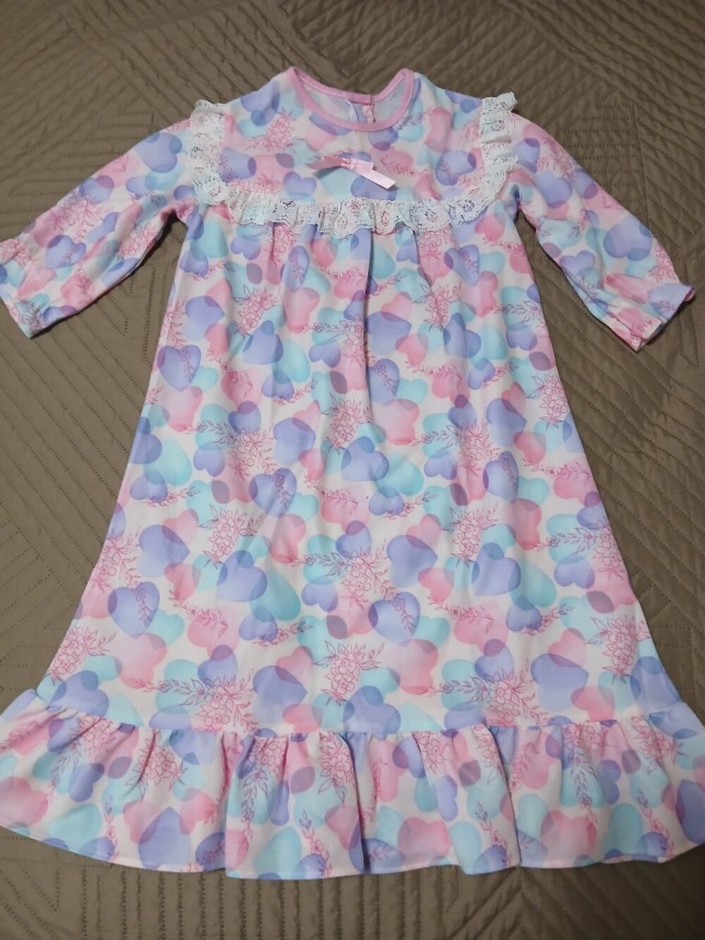 Like New Childs Nightgown, Soft, Pit -Pit 14 in. Length 28 in.